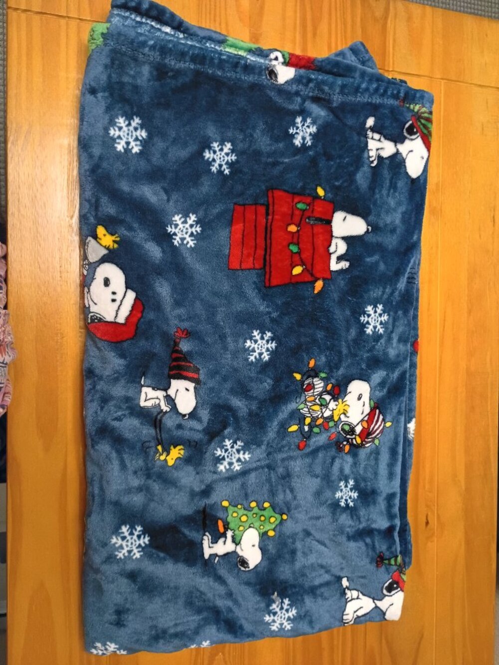 Peanuts Snoopy Christmas Holiday Fleece Throw Blanket